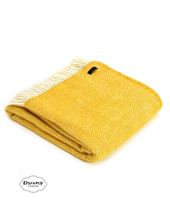 Mustard Yellow Wool Blanket made of pure lambswool in England - Dreamy London