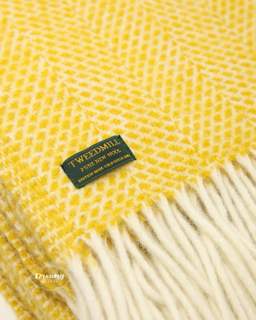 Mustard Yellow Wool Blanket made of pure lambswool in England - Dreamy London